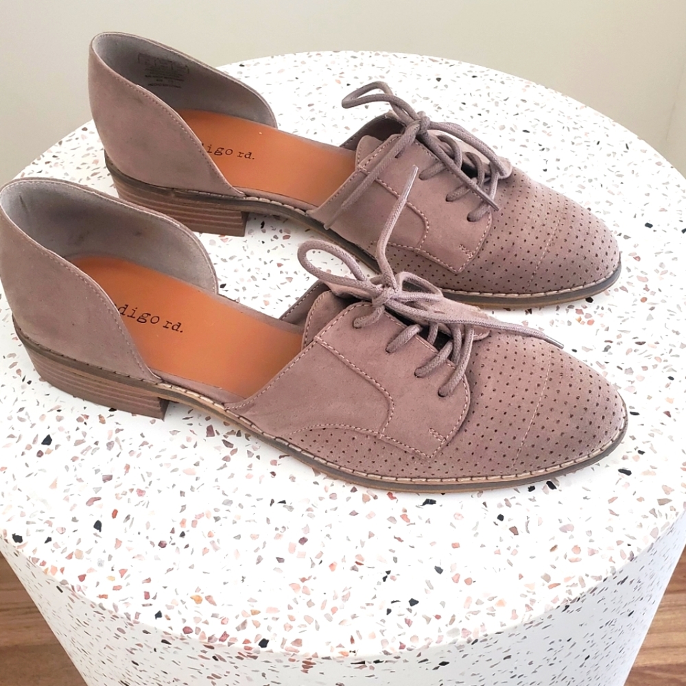 Indigo Loafers Flat Cut Out Taupe